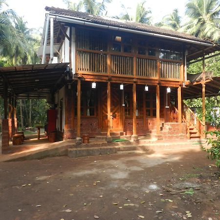 Bangli, The Finest Konkan Living Dapoli Bagian luar foto